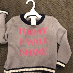 Girls sweater! It’s sweater weather ☃️⛄️🌧🌦☃️🌥☔️